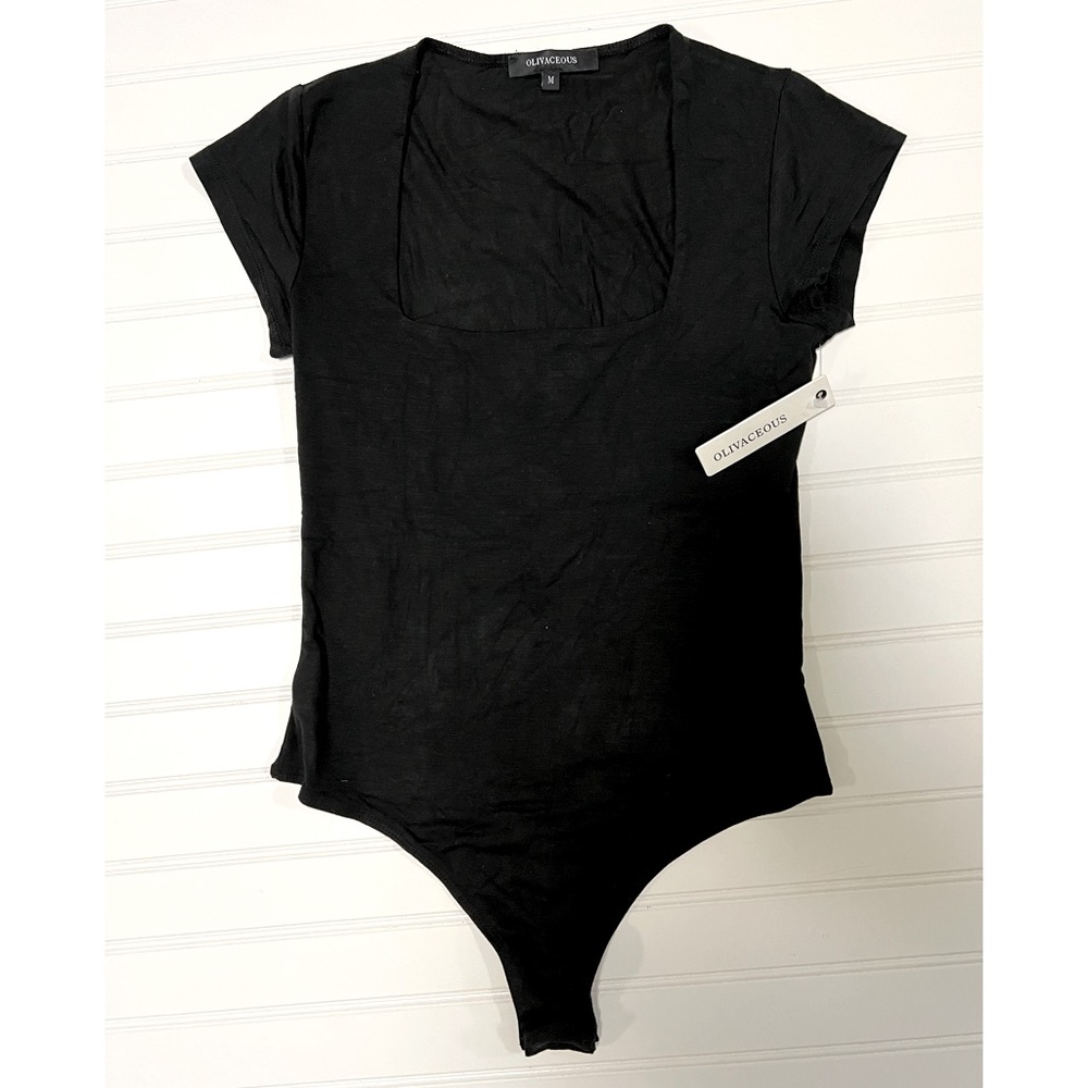 NWT‼️Olivaceous Square Neck Thong Bodysuit -Medium Black